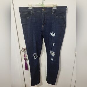 Levi's 311 Shaping Skinny Jeans